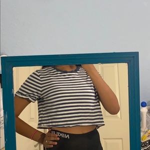 cropped striped shirt